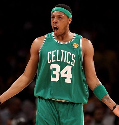 34%与60%，皇马与亚马尔分列西甲遭受辱骂的俱乐部和球员第一（34%与60%：皇马、亚马尔分占西甲遭辱骂俱乐部与球员榜首）